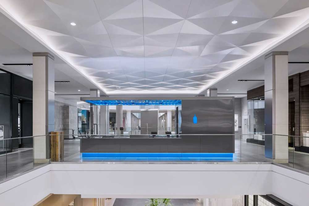 The Unique Design of Blue Bottle Coffee’s First Kiosk (Photo Courtesy of ArchUp 2025)